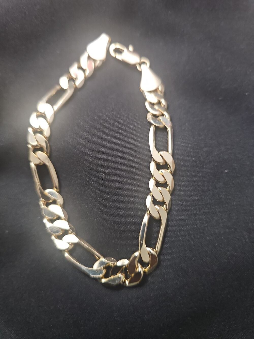 8in. 14k THICK Gold plated on brass-8mm Figaro Bracelet